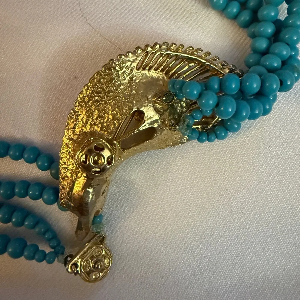 Elegant Gold and Turquoise Beaded Necklace - Picture 5 of 6